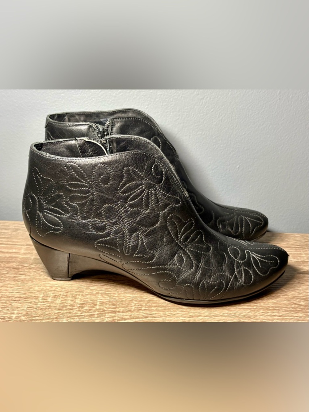 Pikolinos "Lille" quilted leather ankle booties - Black - EU 39 / US 8.5